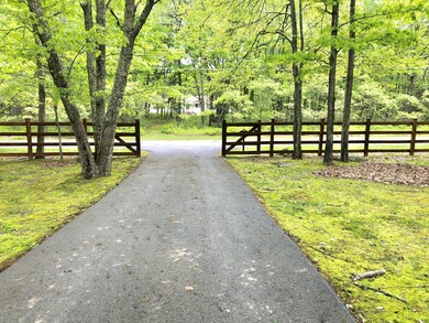 146 Friendship Dr, Hawley, PA 18428 - photo 2