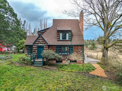 Front of house! Chimacum Creek on right.