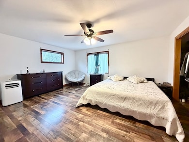 32 Hemlock St, Douglas, MA 01516 - photo 7