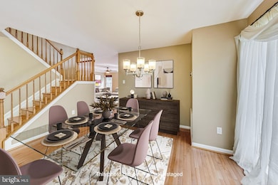 8808 Country Oak Dr, Odenton, MD 21113 - photo 3