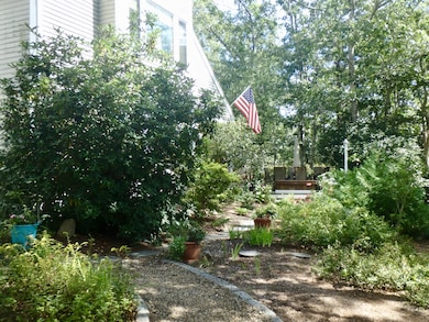3 N Meadow Ln, Vineyard Haven, MA 02568 - photo 2
