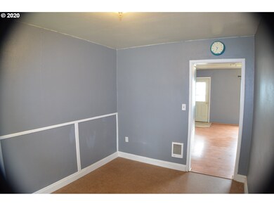 147 NE Elm St, John Day, OR 97845 - photo 6