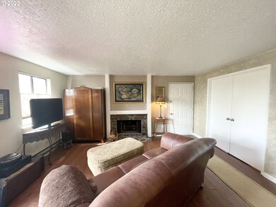 35 Crestfield Ct, Lake Oswego, OR 97035 - photo 4