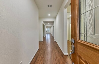 22418 Helen Springs Ln, Richmond, TX 77469 - photo 2