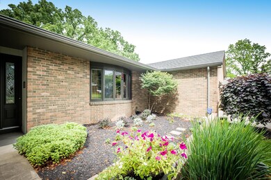 866 Litchfield Ct, Columbus, OH 43235 - photo 3