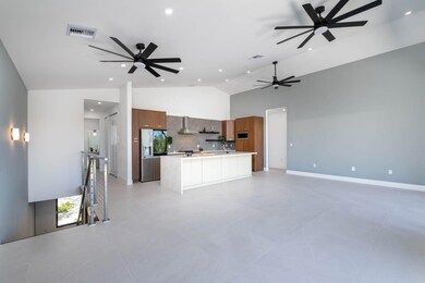 Spacious open living area (2)