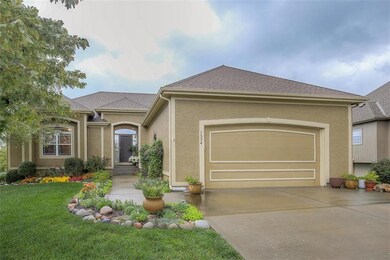 1524 Ventnor Ln, Raymore, MO 64083 - photo 3