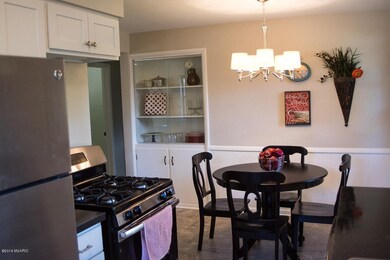 Kitchen-dining