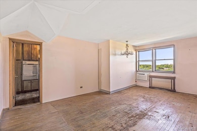 8409 155th Ave unit 5A, Howard Beach, NY 11414 - photo 6