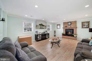 4105 Landgreen St, Rockville, MD 20853 - photo 6