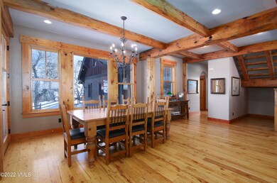 674_hernage_dining