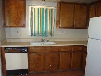 16184 Midway St, Victorville, CA 92395 - photo 5