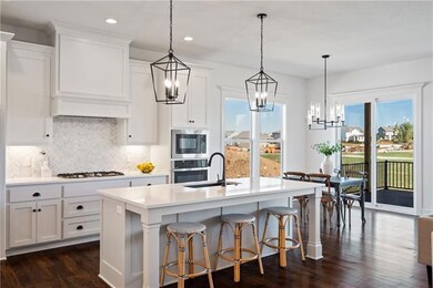 9037 Mesquite St, Shawnee, KS 66227 - photo 4