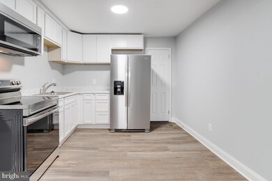 556 S Bentalou St, Baltimore, MD 21223 - photo 6