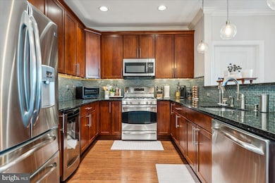 Bldg C unit 204, Trenton, NJ 08691 - photo 3