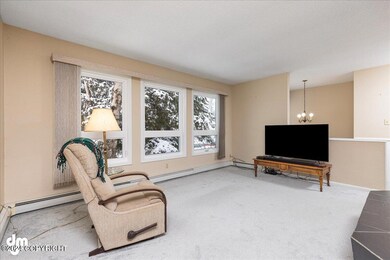04-Living Room 20240405-DW-6712