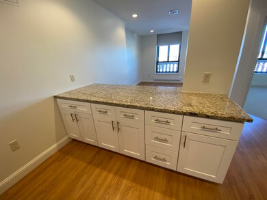 875 Elm St unit 903, Manchester, NH 03101 - photo 6