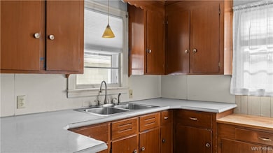 17 Belmont Dr, Buffalo, NY 14224 - photo 6