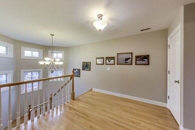 156 N Pine St, Elmhurst, IL 60126 - photo 4