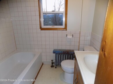 1349 Capouse Ave unit 2nd Fl, Scranton, PA 18509 - photo 6