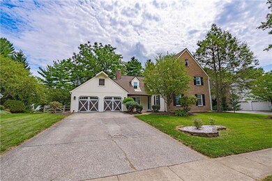 4910 Bridlepath Dr, Macungie, PA 18062 - photo 2