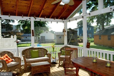 501 Bayview Point Dr, Edgewater, MD 21037 - photo 7