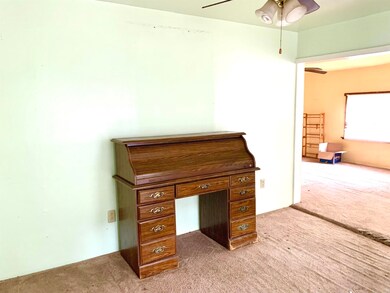 175 N Chestnut St, Andrews, IN 46702 - photo 3