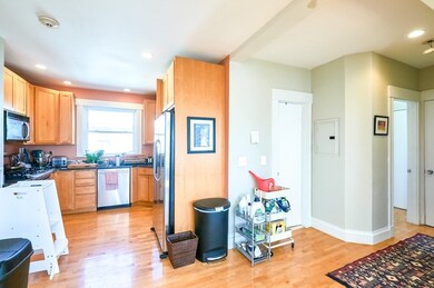 55 Sacramento St unit 6, Cambridge, MA 02138 - photo 3