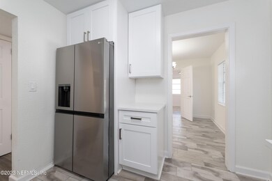 6423 Solandra Dr, Jacksonville, FL 32210 - photo 5