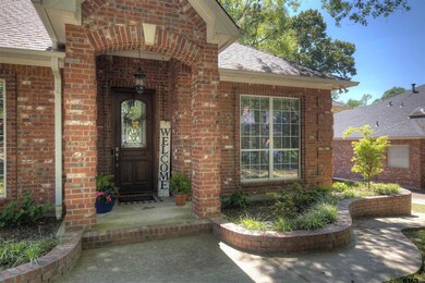 802 Kingswood Dr, Tyler, TX 75703 - photo 4