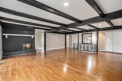 8641 Broadmoor St, Overland Park, KS 66212 - photo 6