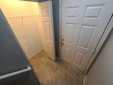 5904 Willow Ridge Dr unit 203, Zephyrhills, FL 33541 - photo 4