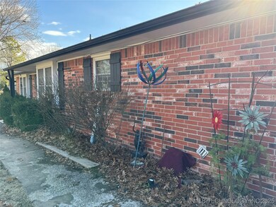 909 E Woods Ct, Claremore, OK 74017 - photo 2