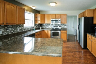 8972 grape holly st-106