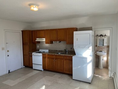 350 S Broadway unit 3, Lawrence, MA 01843 - photo 4