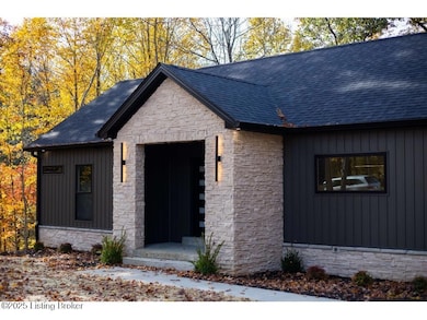 1304 Burns Rd, Radcliff, KY 40160 - photo 5