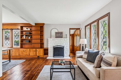 16-web-or-mls-967-s-cassingham-rd