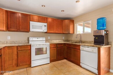 Kitchen 3