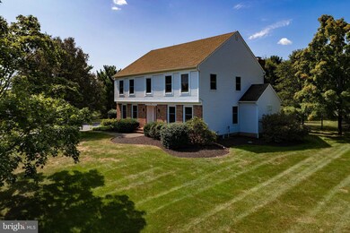 9 Richmond Dr, Skillman, NJ 08558 - photo 3