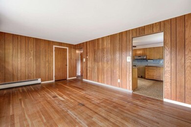 123 Pleasant St, Northborough, MA 01532 - photo 4