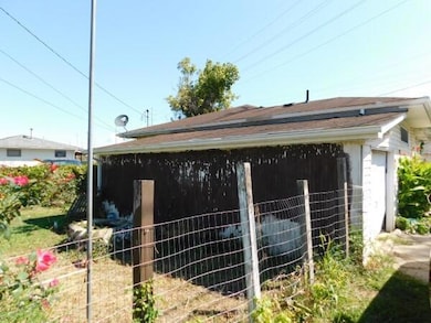 165 N Homer Ave, Logan, OH 43138 - photo 5