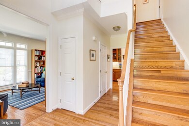 4529 Fair Valley Dr, Fairfax, VA 22033 - photo 5