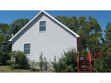 Other. Side of House/Deck