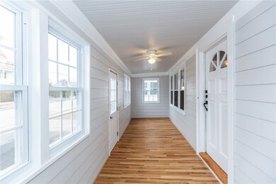 84 Myrtle Ave, Cranston, RI 02910 - photo 2