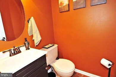 6848 Littlewood Ct, Sykesville, MD 21784 - photo 7