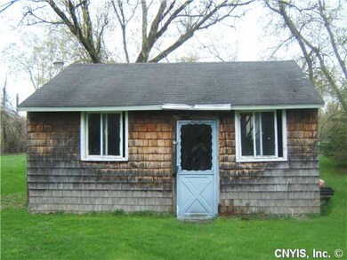 Executive Office/Suite. It s really a BIG shed.