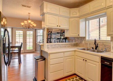 219 Winchester Ct, Alamogordo, NM 88310 - photo 5