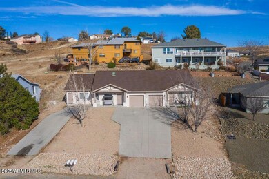 9820 E Lakeshore Dr
