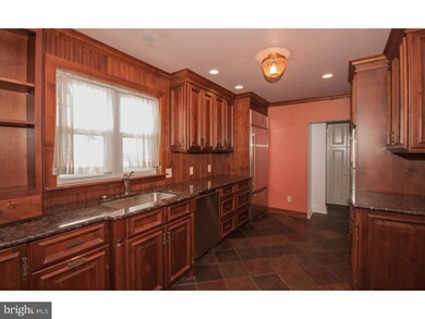 255 W Franklin Ave, Oaklyn, NJ 08107 - photo 4