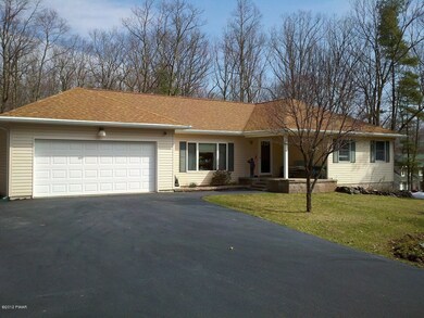 13 Holiday Dr, Hawley, PA 18428 - photo 3